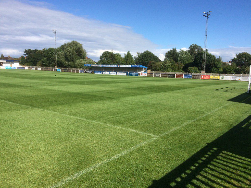 Wealdstone fc shop hot sale