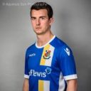 Golden Boot winner Elliot Benyon signs up